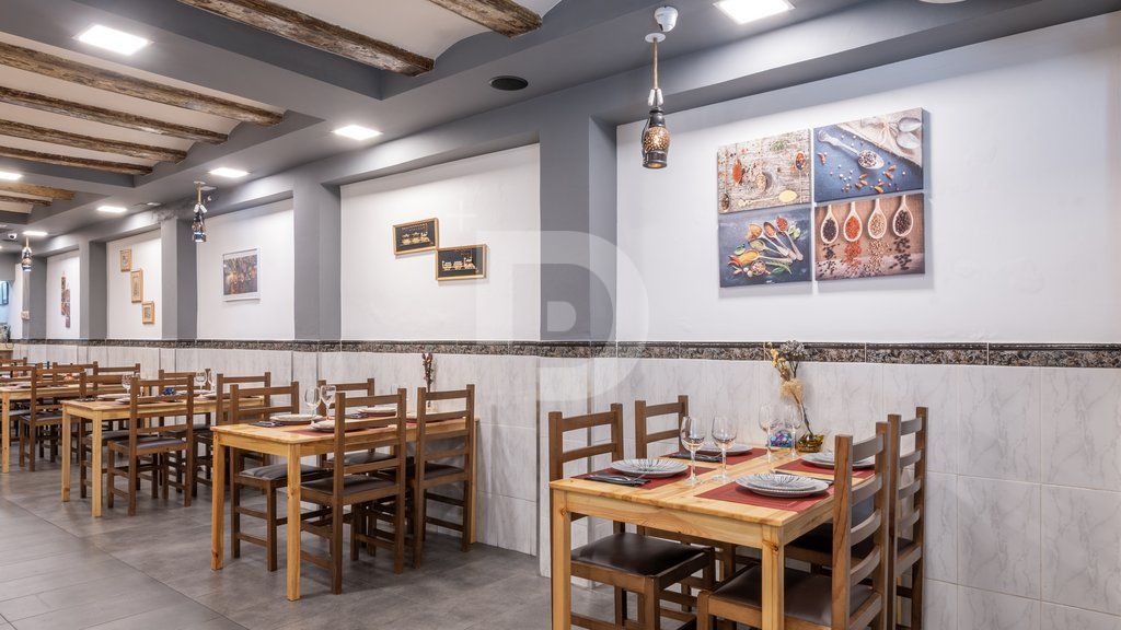 Кафе, ресторан в Эйшампле, Испания, 231 м² - фото 2