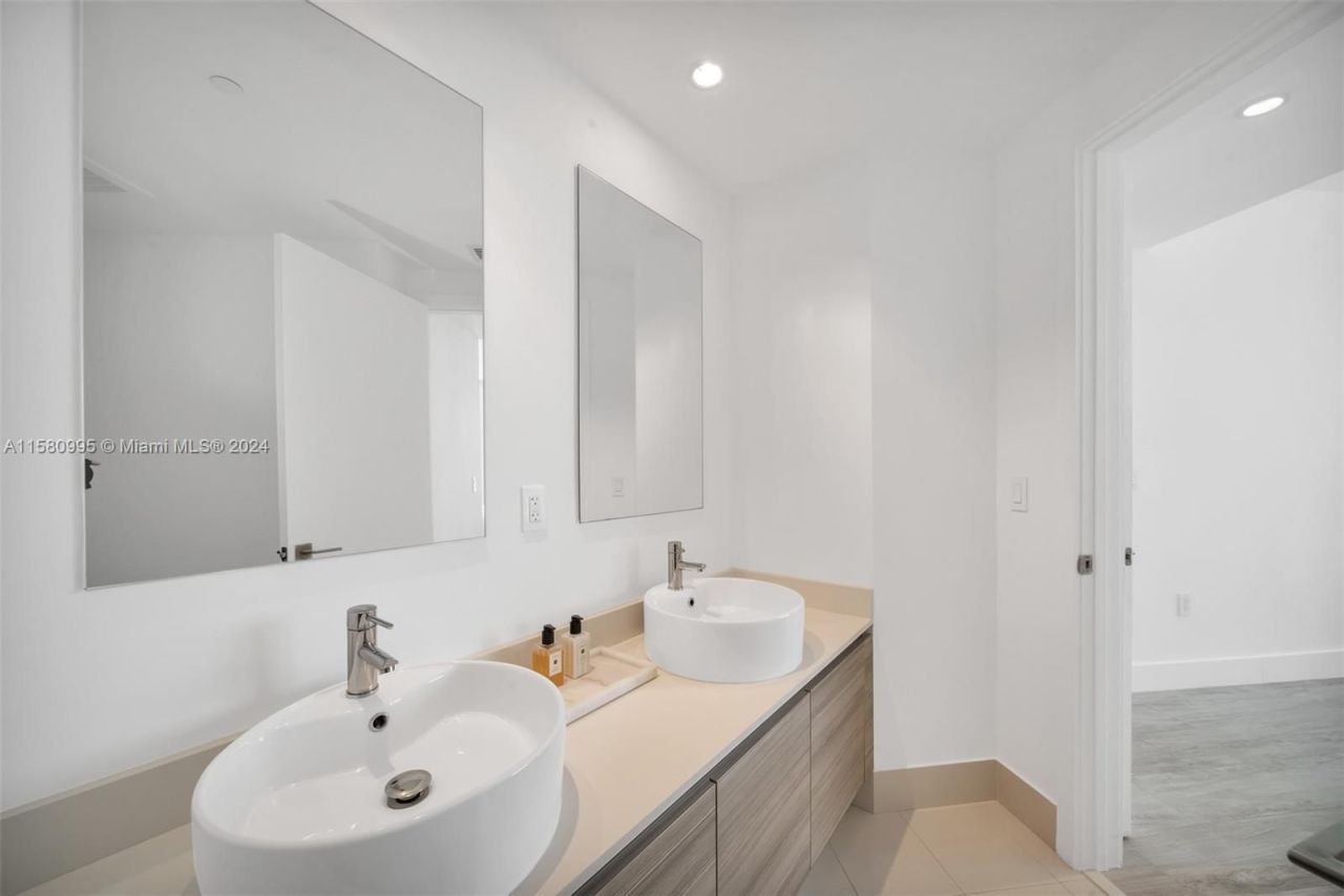 Квартира в Майами, США, 100 м² - фото 9