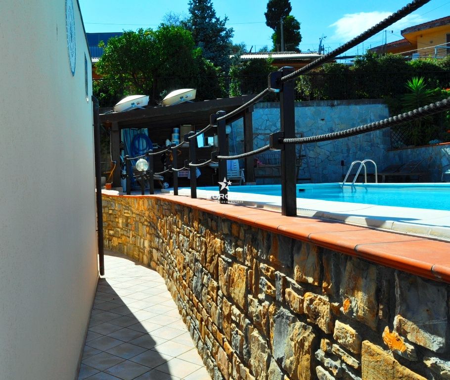 Вилла в Сан-Ремо, Италия, 258 м² - фото 10