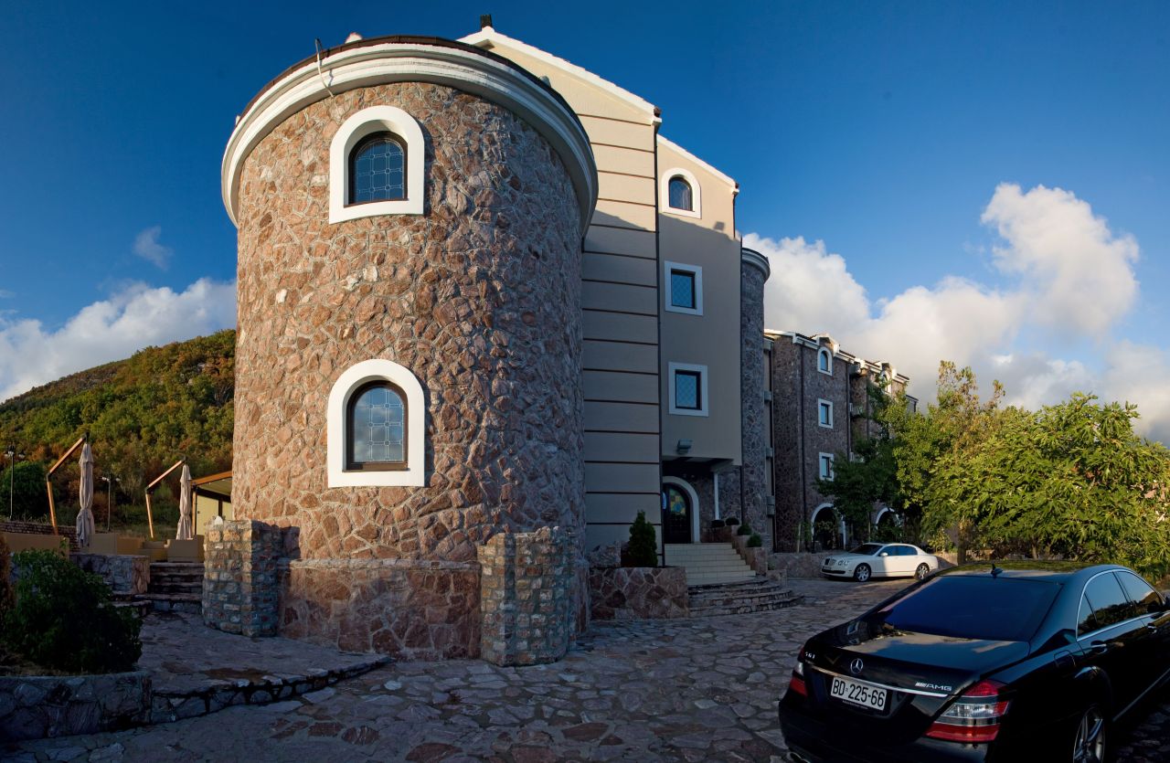 Отель, гостиница в Будве, Черногория, 6 000 м² - фото 3