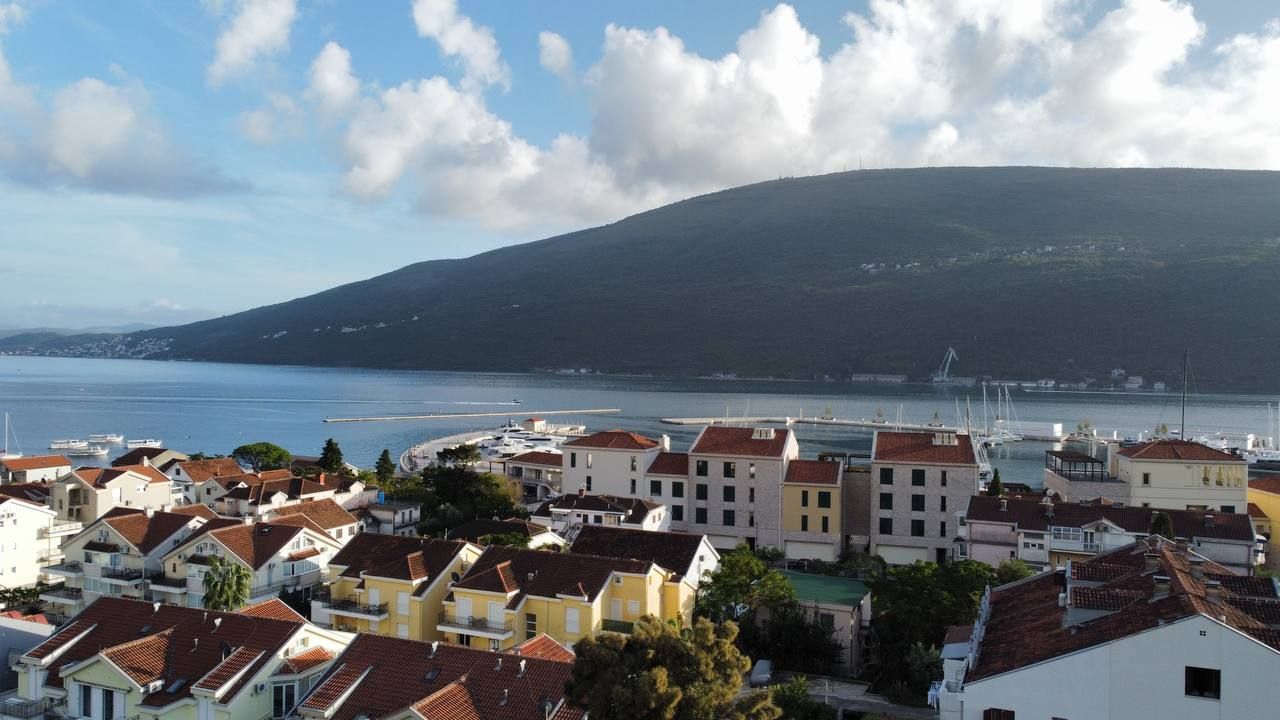 Земля в Херцег-Нови, Черногория, 808 м² - фото 4