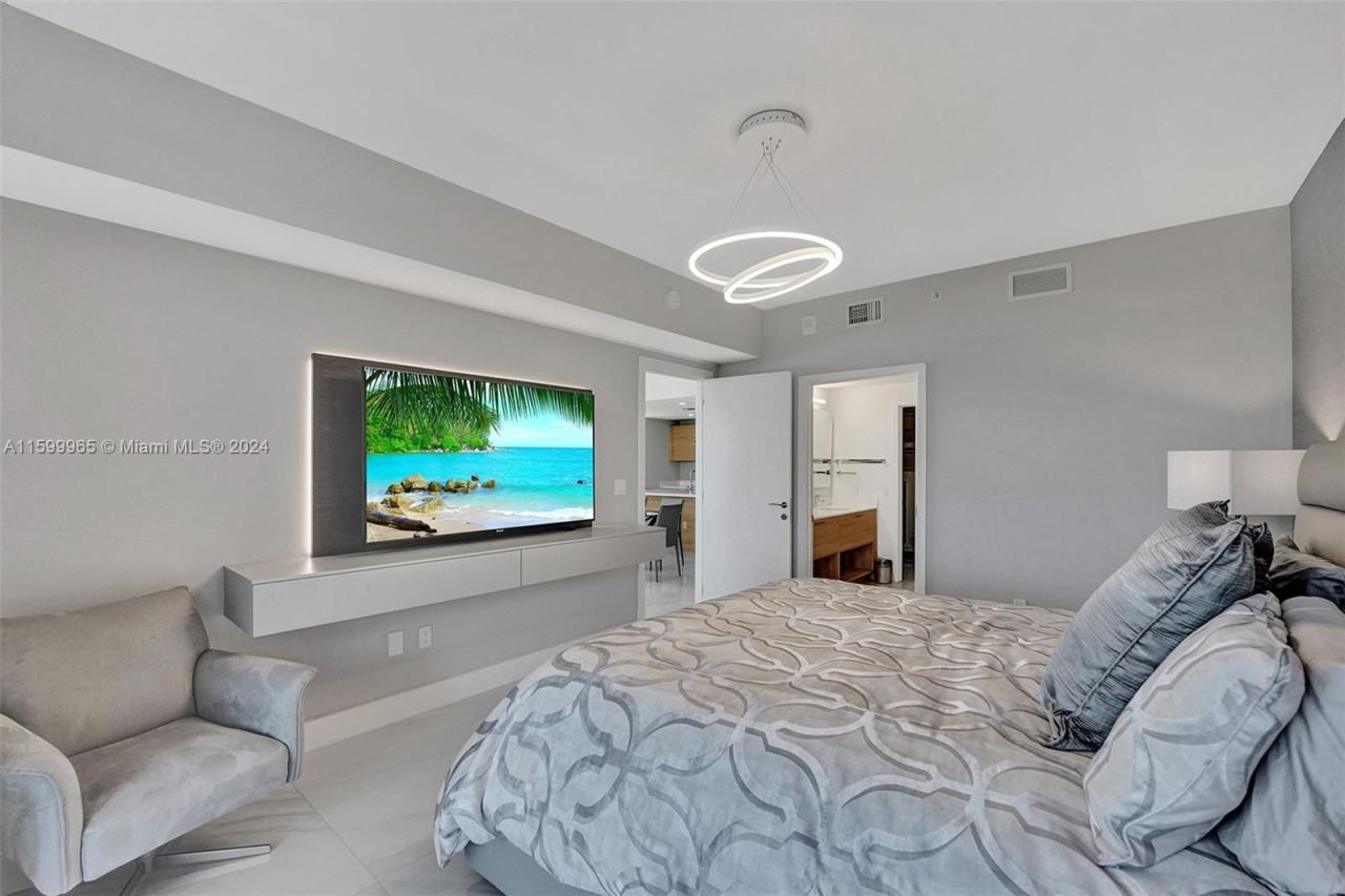 Квартира в Майами, США, 150 м² - фото 11