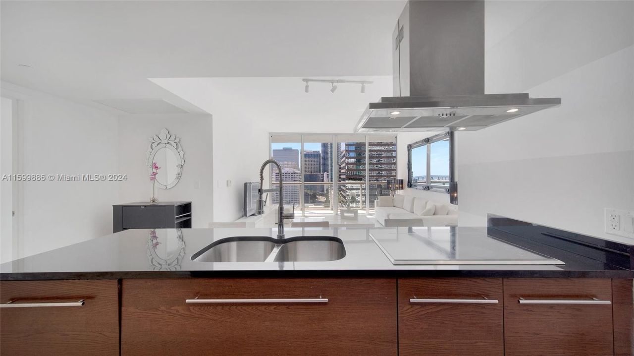 Квартира в Майами, США, 120 м² - фото 15