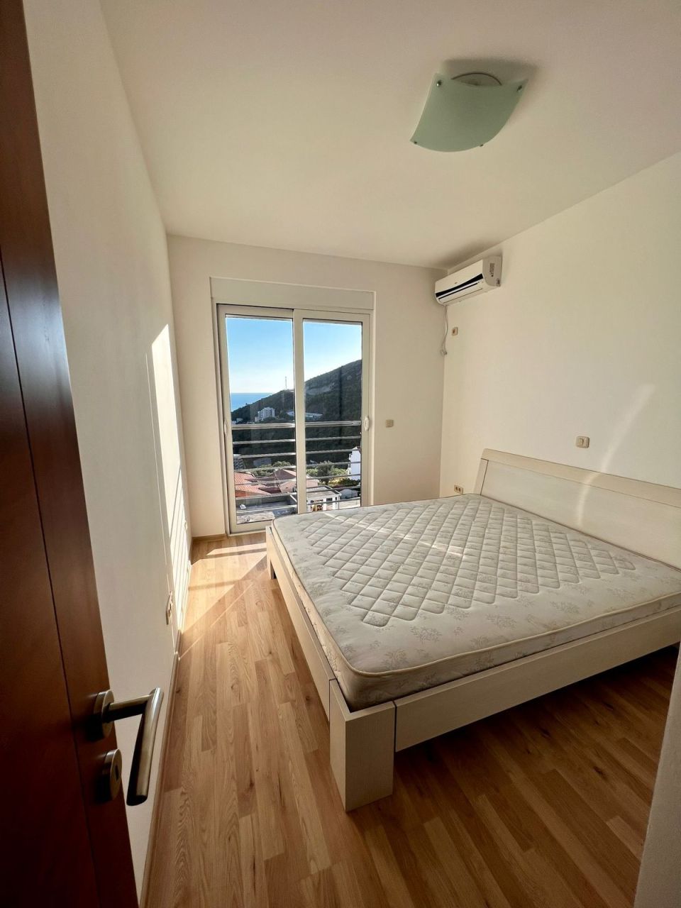 Квартира в Будве, Черногория, 78 м² - фото 9