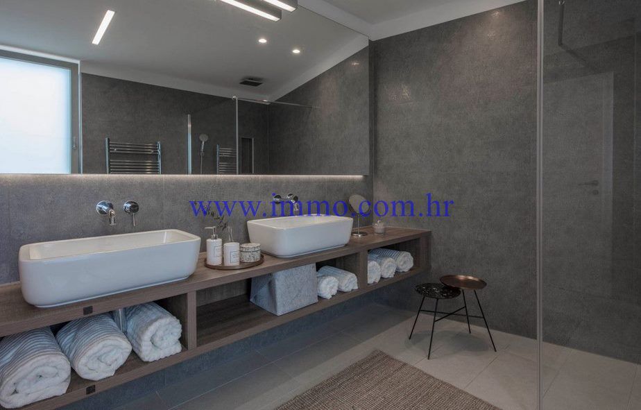 Вилла на острове Брач, Хорватия, 350 м² - фото 12