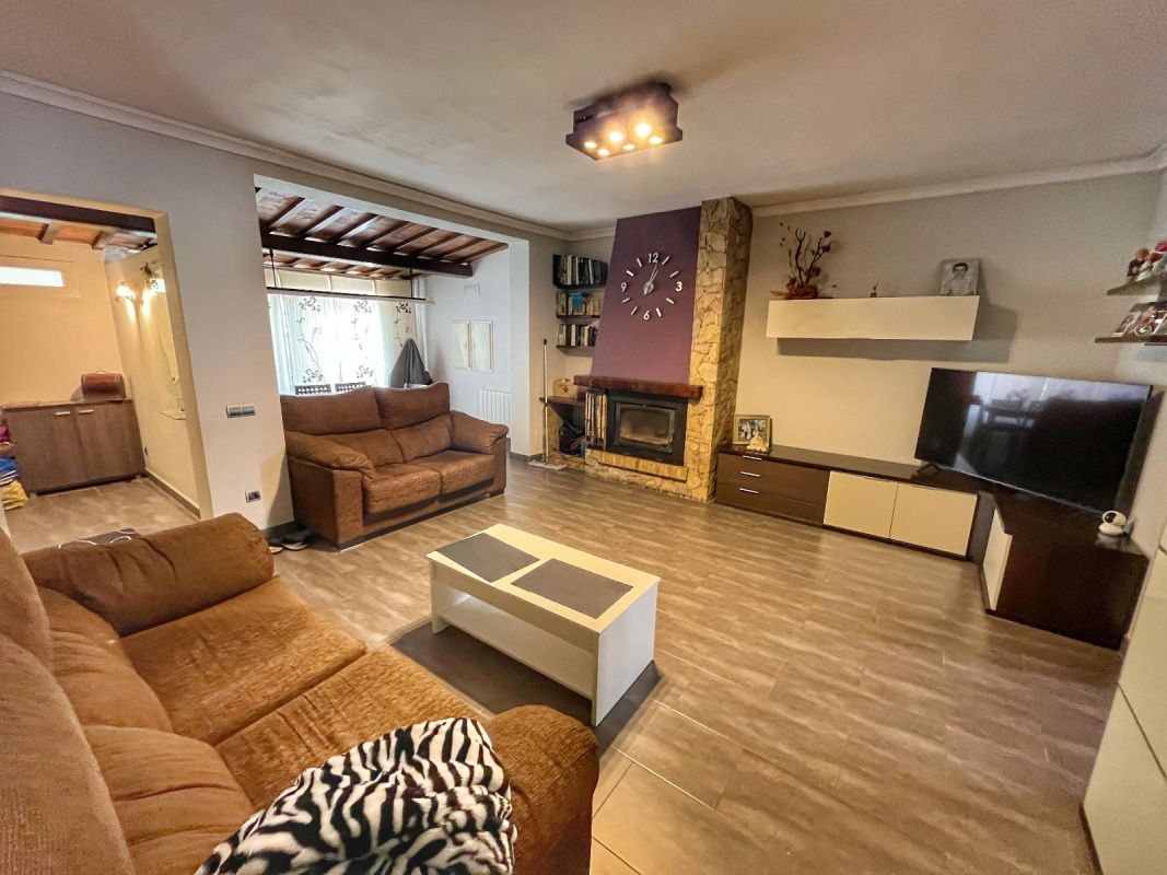 Дом в Жироне, Испания, 116 м² - фото 11