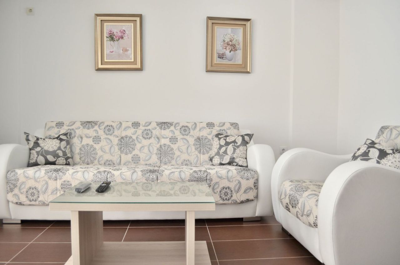 Коммерческая недвижимость в Добра Воде, Черногория, 68 м² - фото 2