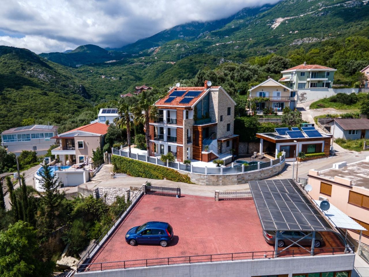 Отель, гостиница в Бечичи, Черногория, 435 м² - фото 2