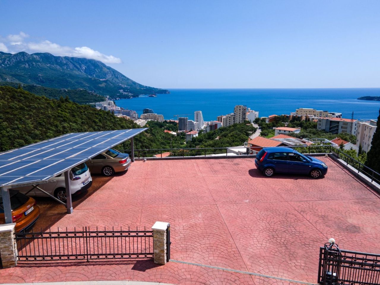 Отель, гостиница в Бечичи, Черногория, 435 м² - фото 3