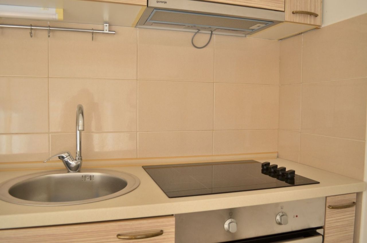 Коммерческая недвижимость в Добра Воде, Черногория, 68 м² - фото 7