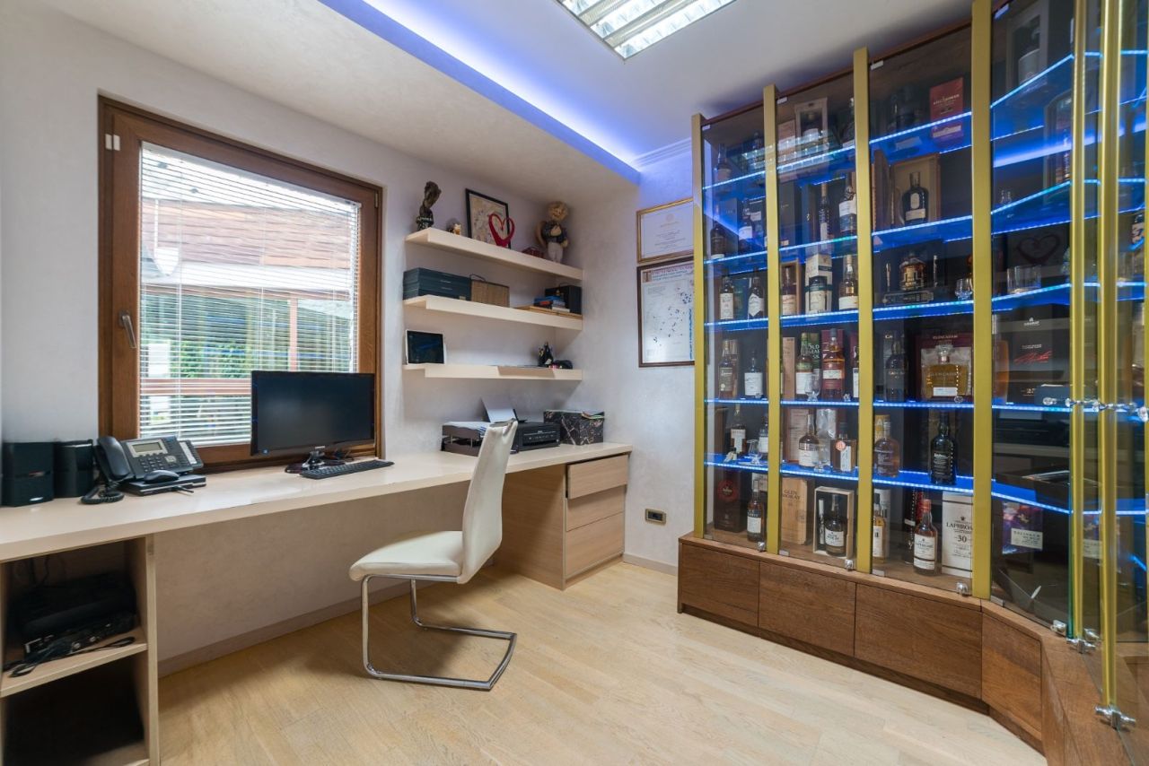 Отель, гостиница в Бечичи, Черногория, 435 м² - фото 12