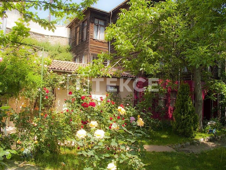 Особняк в Стамбуле, Турция, 850 м² - фото 4