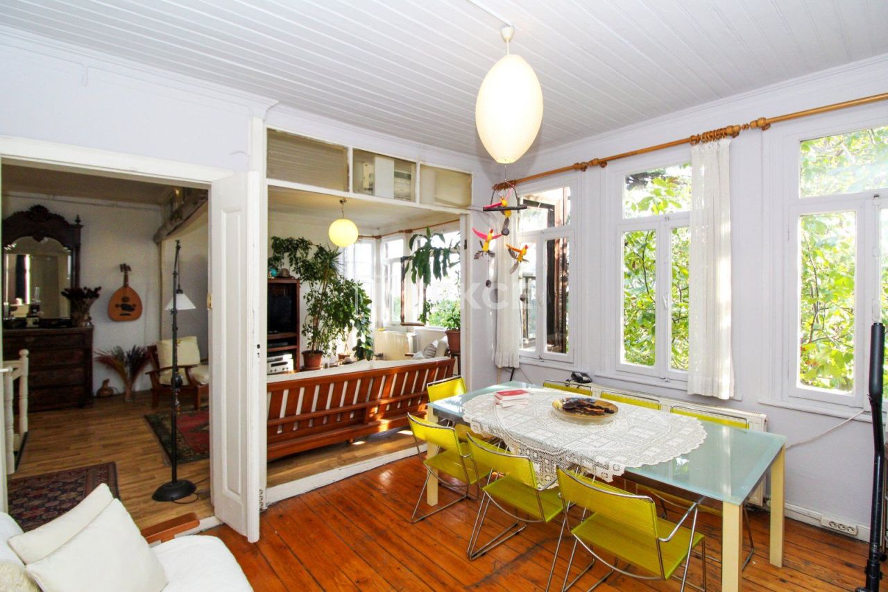 Особняк в Стамбуле, Турция, 850 м² - фото 15