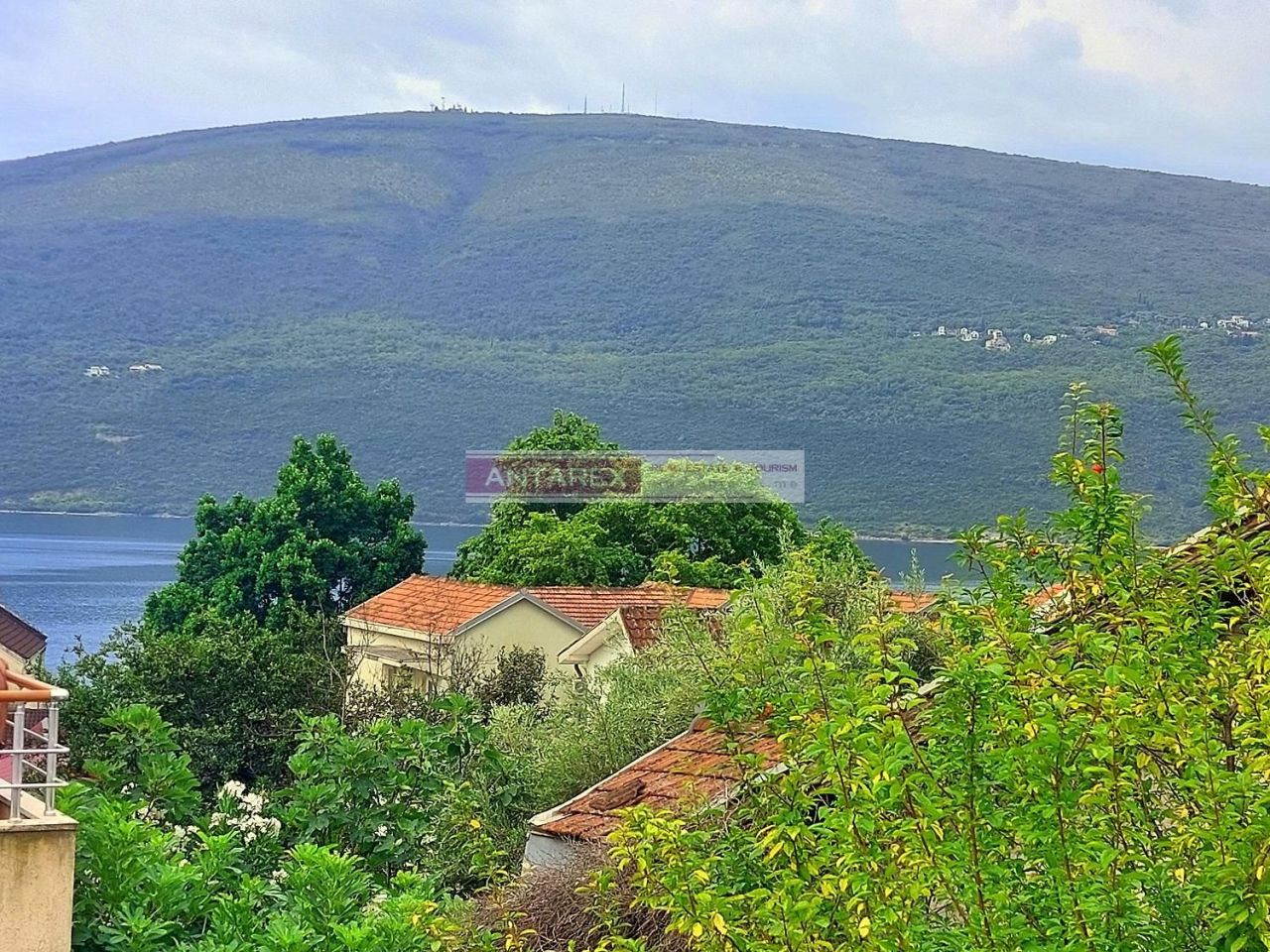 Вилла в Дженовичах, Черногория, 239 м² - фото 2