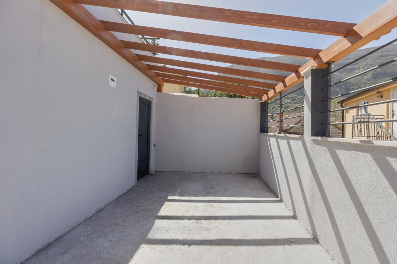 Дом в Которе, Черногория, 160 м² - фото 4