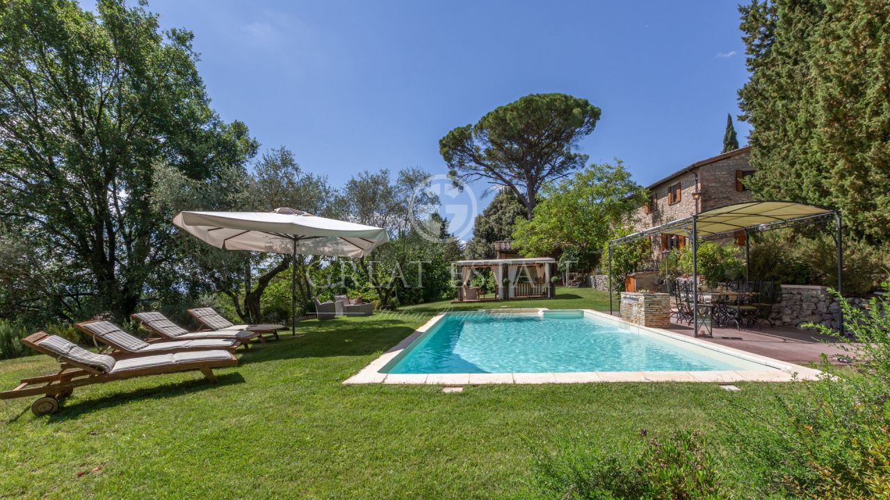 Дом в Четоне, Италия, 417 м² - фото 3