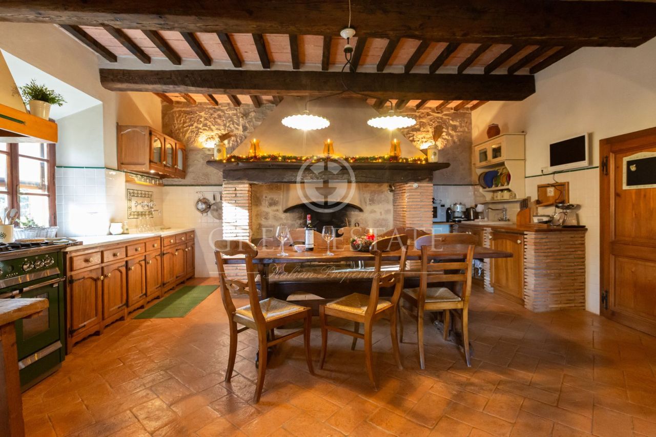 Дом в Четоне, Италия, 417 м² - фото 15