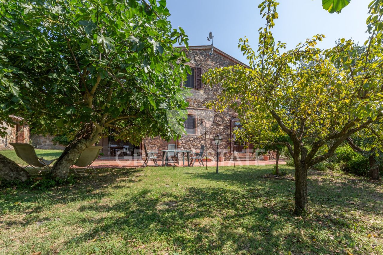 Дом в Четоне, Италия, 253.05 м² - фото 4