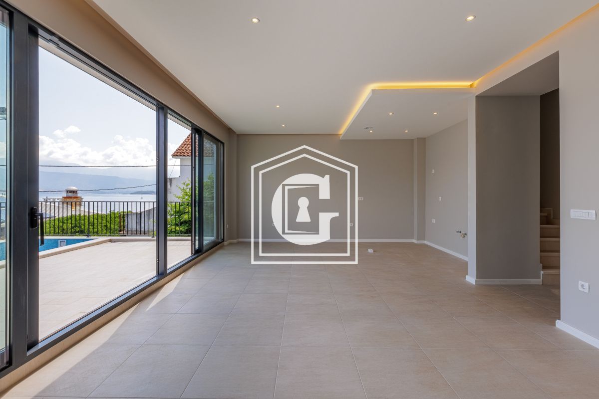 Вилла в Крашичах, Черногория, 200 м² - фото 5