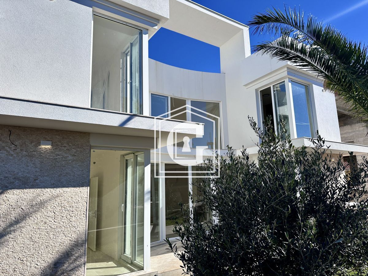 Вилла в Кримовице, Черногория, 467 м² - фото 8