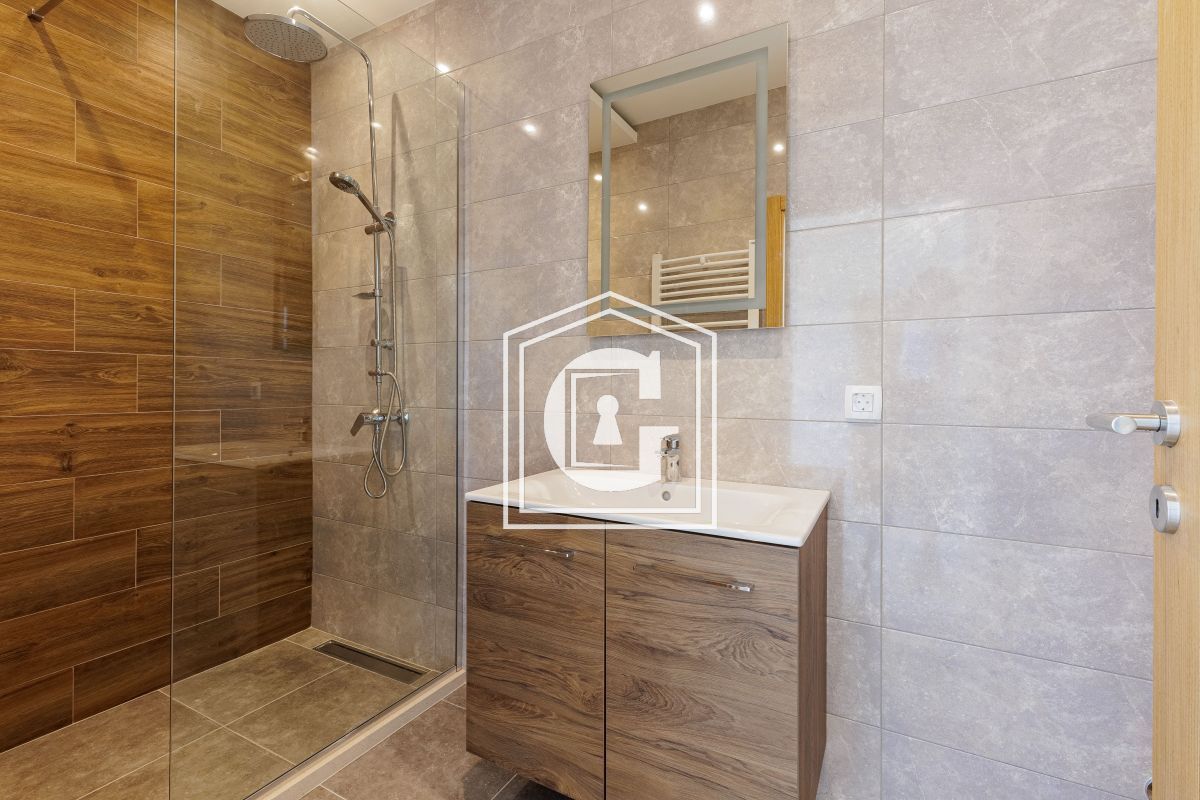 Вилла в Крашичах, Черногория, 200 м² - фото 9