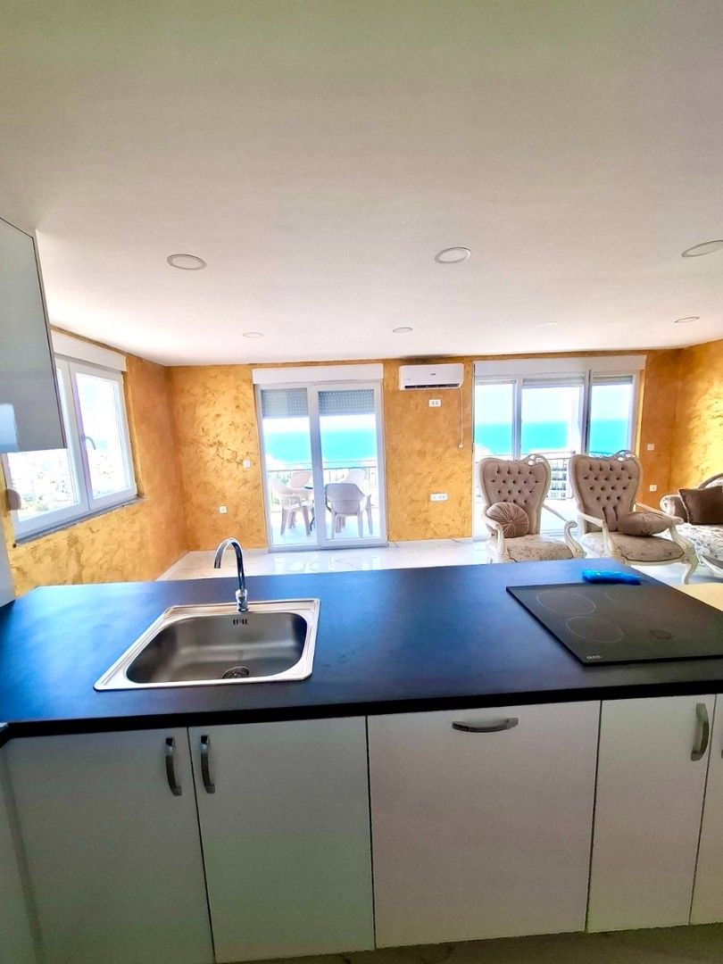 Квартира в Добра Воде, Черногория, 110 м² - фото 15