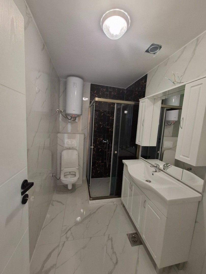 Квартира в Добра Воде, Черногория, 110 м² - фото 17