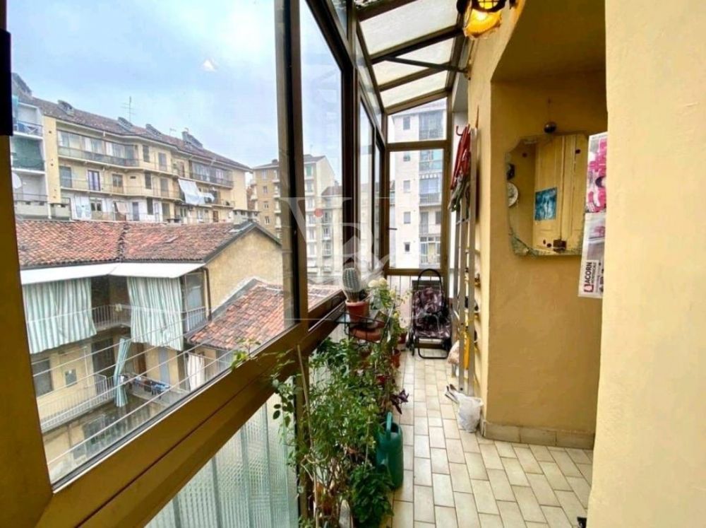 Квартира в Турине, Италия, 60 м² - фото 1