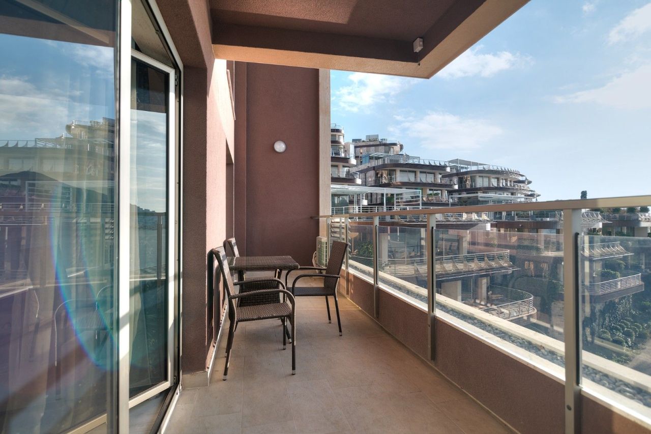 Квартира в Будве, Черногория, 50 м² - фото 12