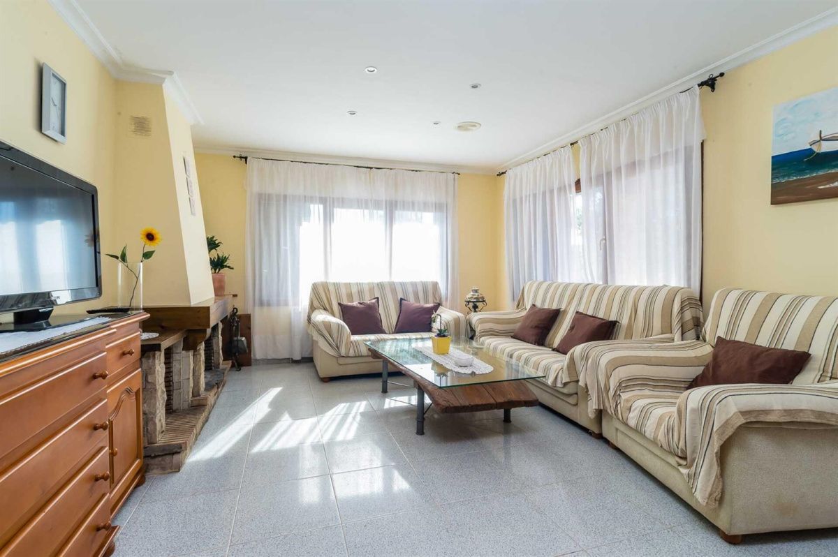 Дом на Коста-Брава, Испания, 1 400 м² - фото 4