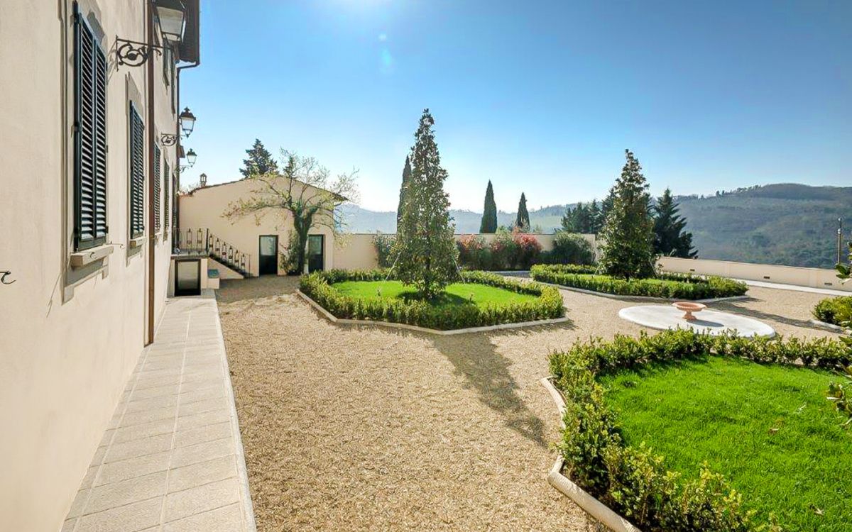 Поместье в Импрунете, Италия, 2 500 м² - фото 5