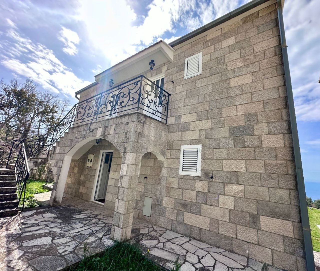 Вилла в Будве, Черногория, 357 м² - фото 2