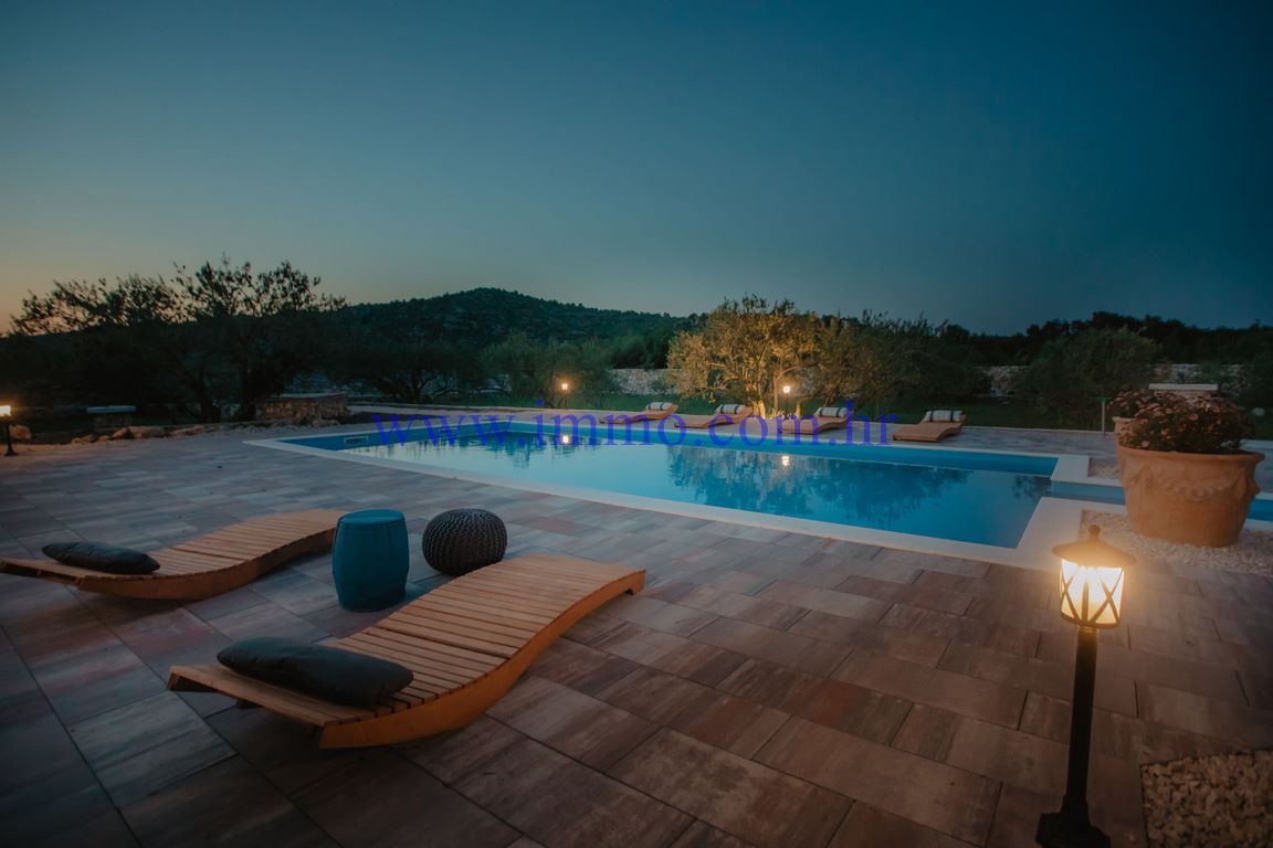 Поместье в Шибенике, Хорватия, 320 м² - фото 16