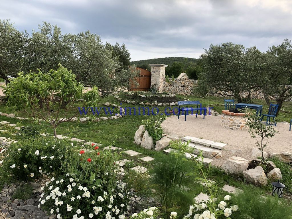 Поместье в Шибенике, Хорватия, 320 м² - фото 12