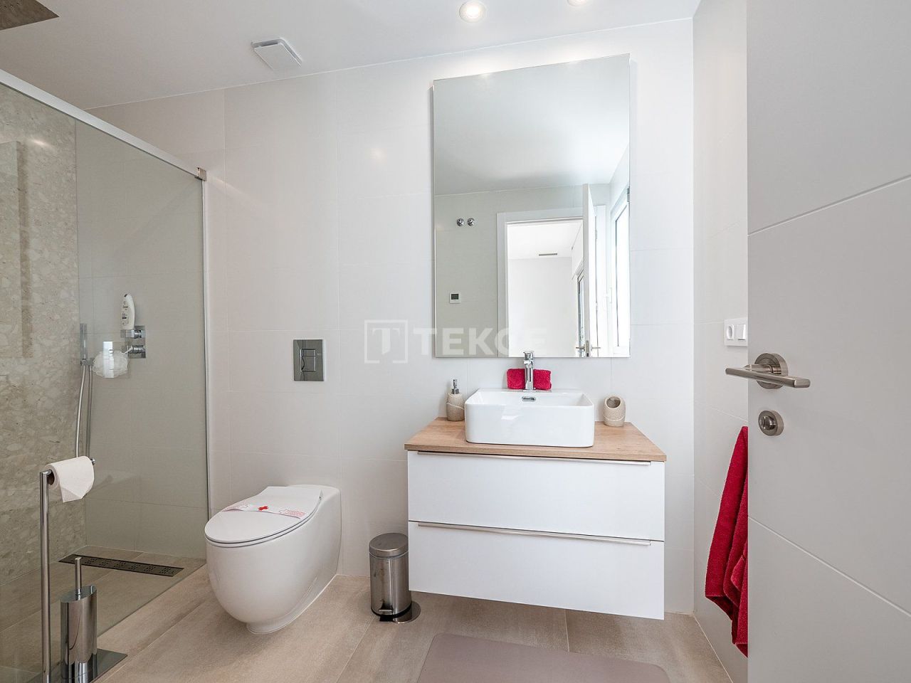 Вилла в Альгорфе, Испания, 300 м² - фото 12