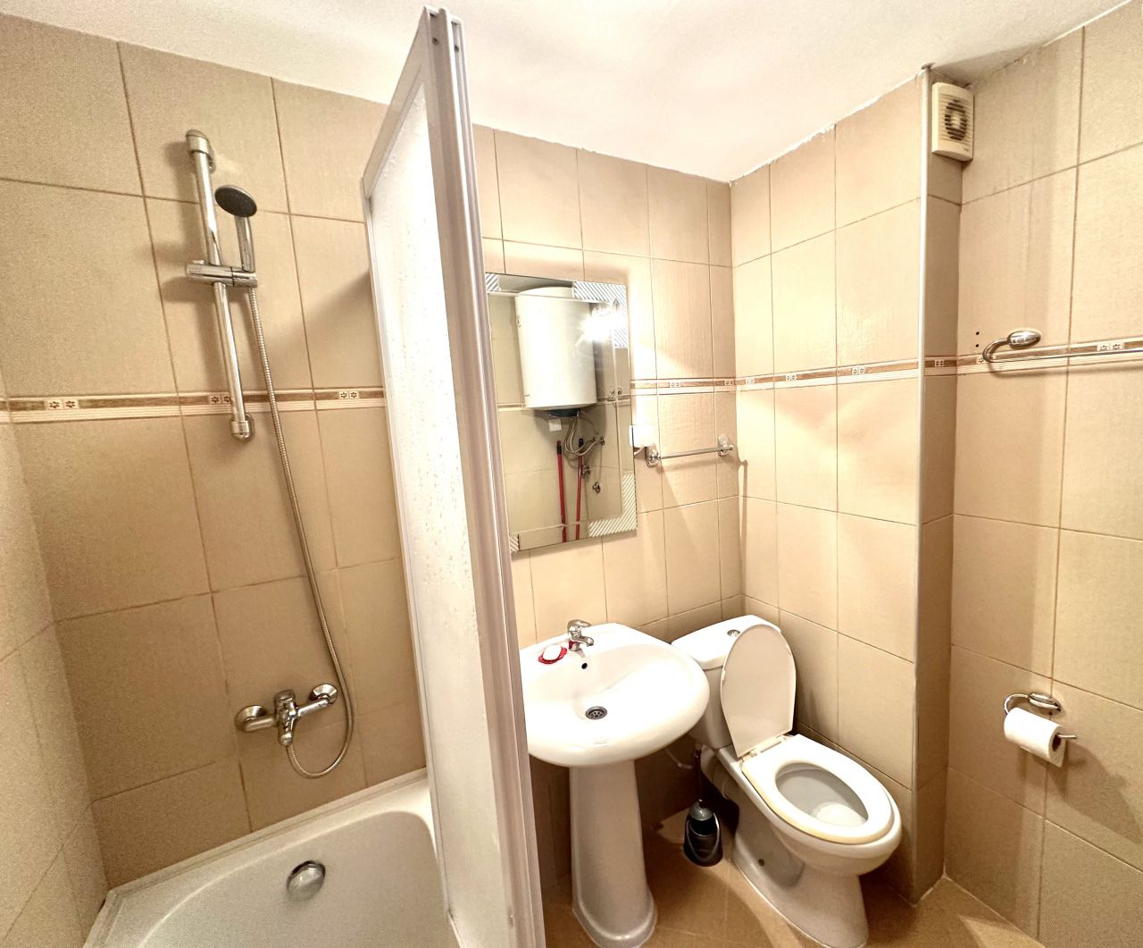 Квартира в Будве, Черногория, 80 м² - фото 16