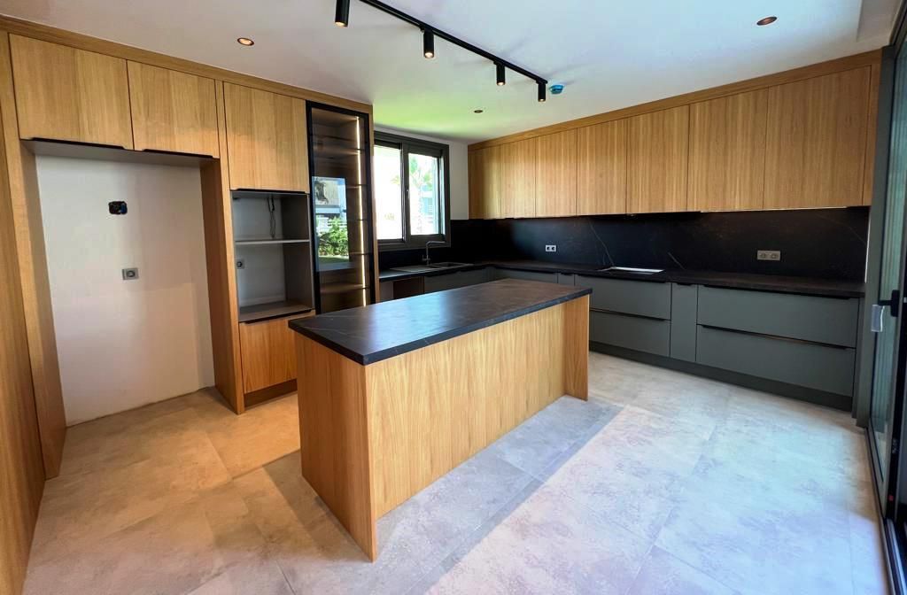 Вилла в Чешме, Турция, 494 м² - фото 8