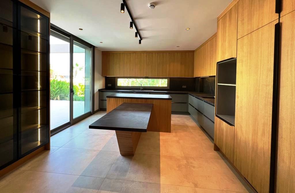 Вилла в Чешме, Турция, 494 м² - фото 7