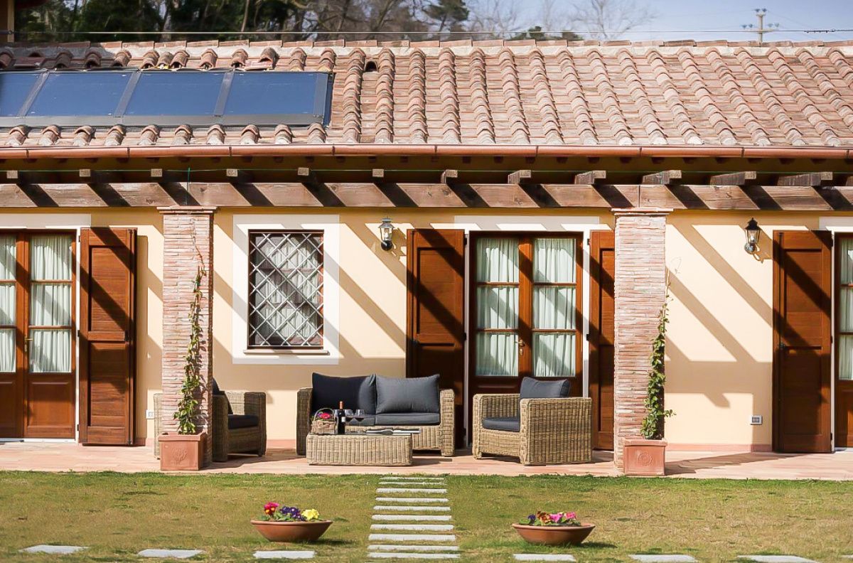 Поместье в Лукке, Италия, 450 м² - фото 2