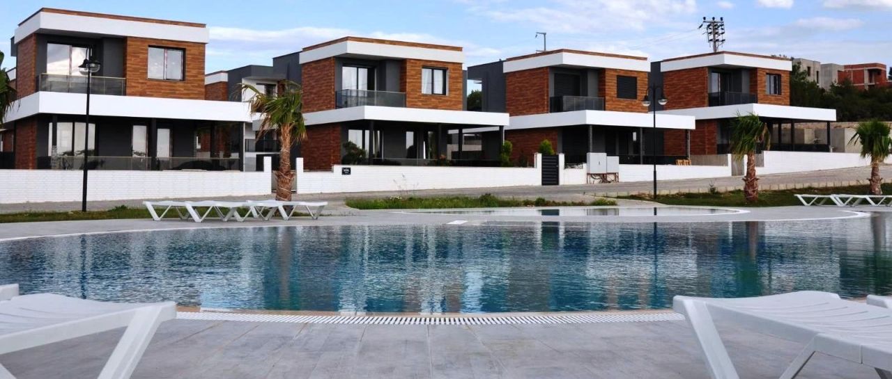 Вилла в Чешме, Турция, 140 м² - фото 1