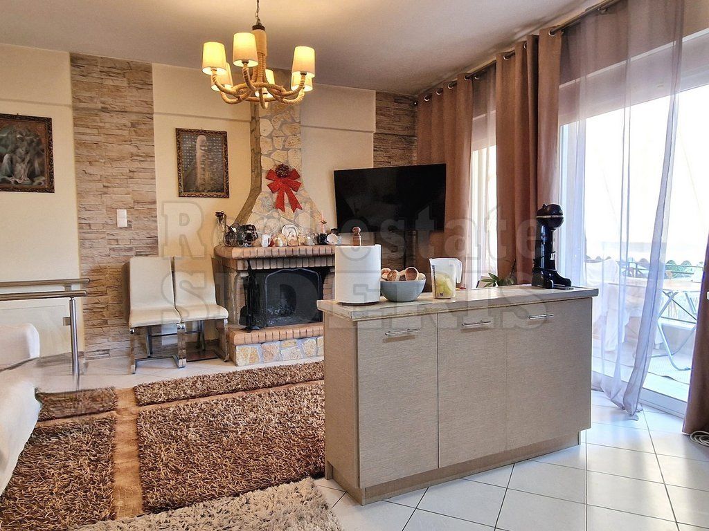 Дом в Лутраки, Греция, 80 м² - фото 1