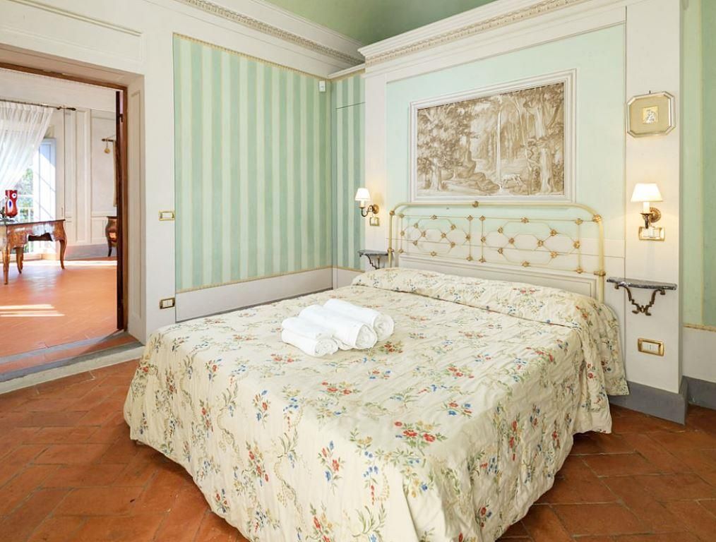 Вилла в Пизе, Италия, 2 200 м² - фото 11