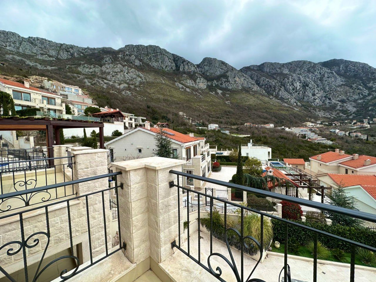 Вилла в Будве, Черногория, 360 м² - фото 4