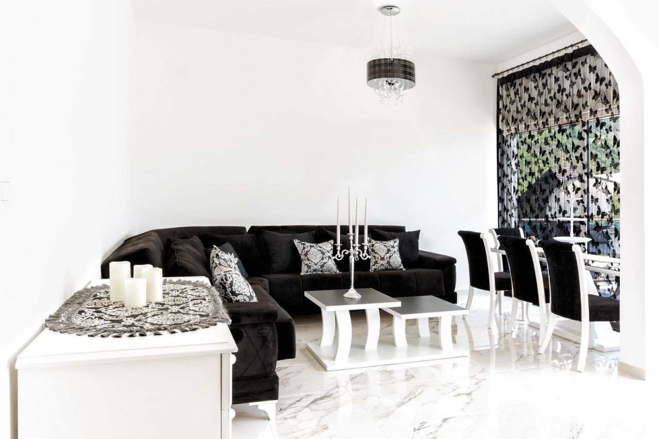 Квартира в Бечичи, Черногория, 82 м² - фото 12