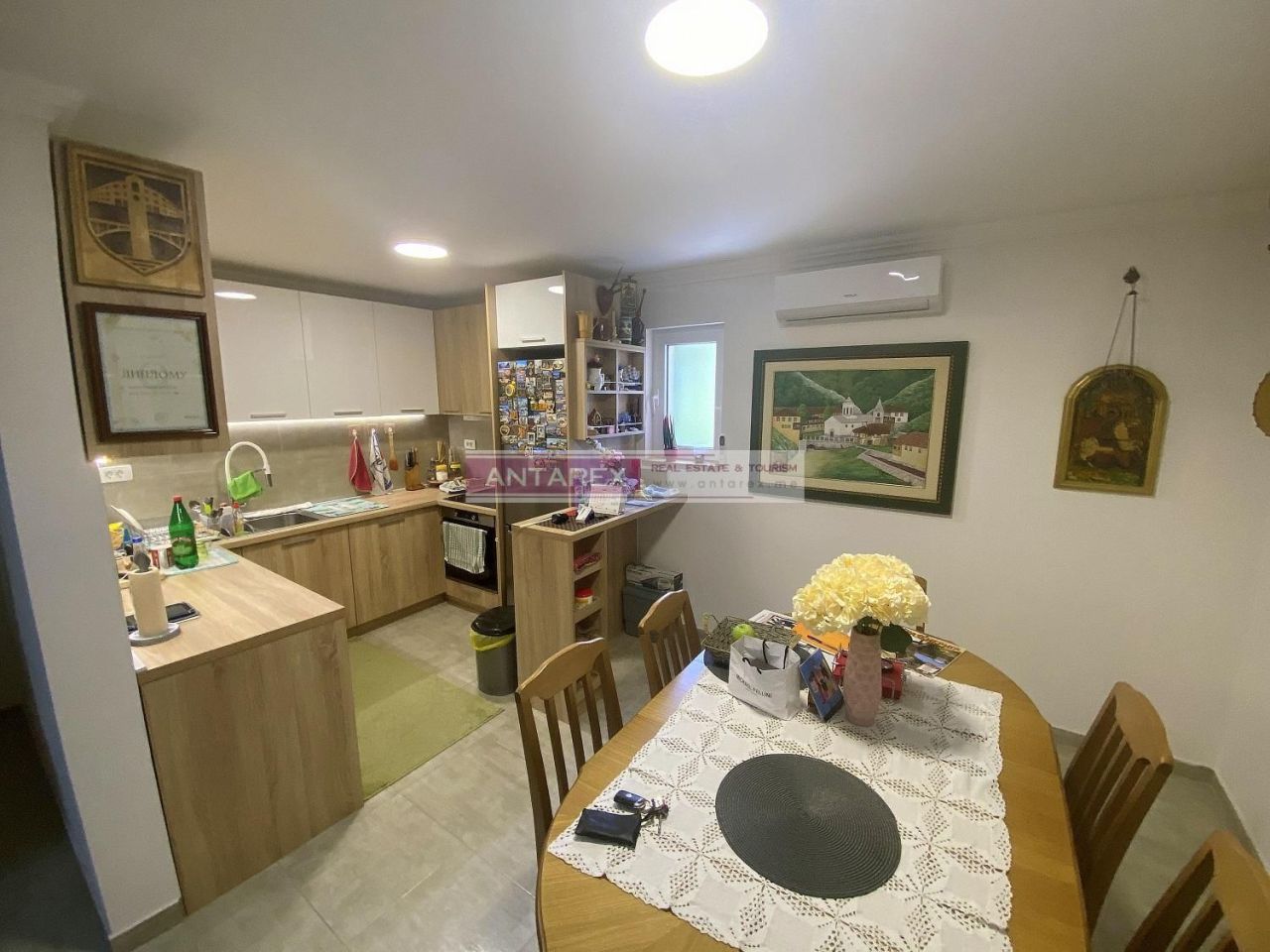 Вилла в Игало, Черногория, 365 м² - фото 2