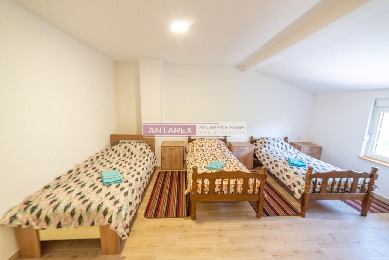 Вилла в Игало, Черногория, 365 м² - фото 10