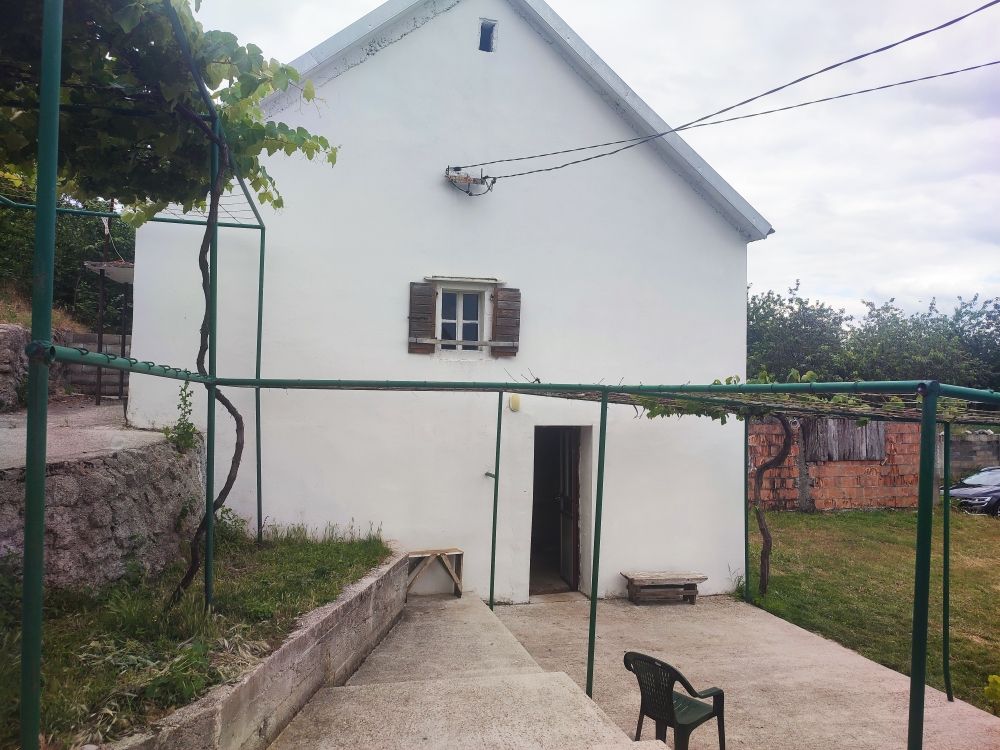 Земля в Никшиче, Черногория, 8 455 м² - фото 2