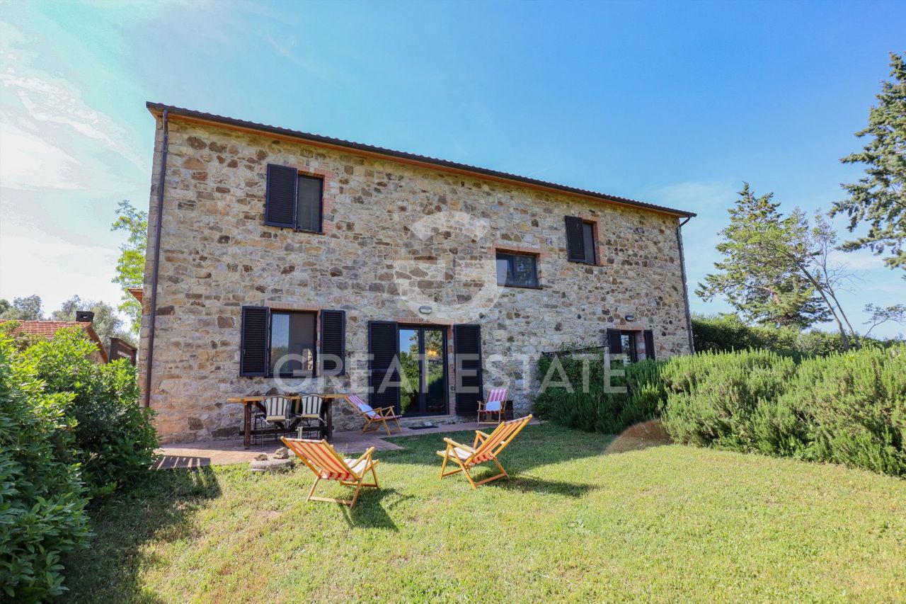 Дом Campagnatico, Италия, 218 м² - фото 1