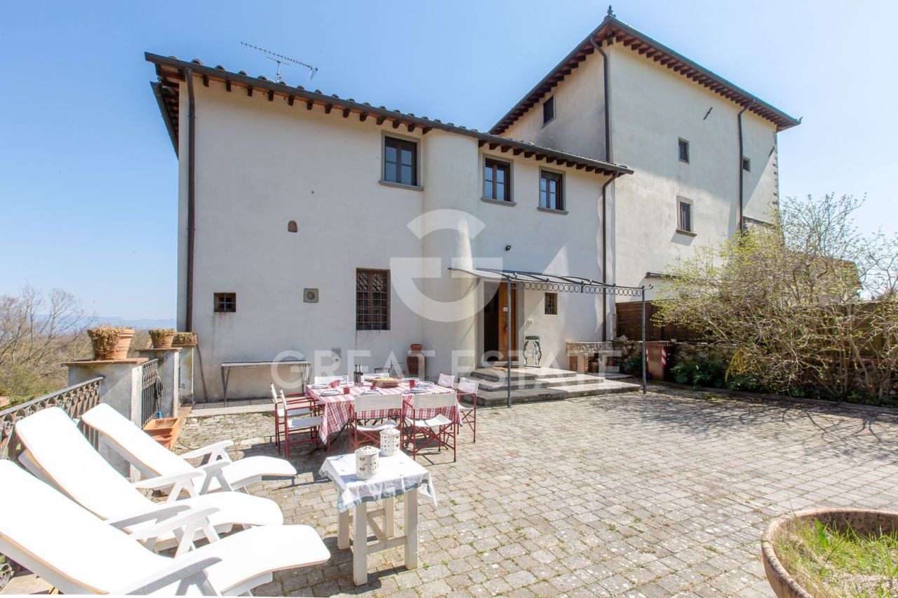 Дом Barberino di Mugello, Италия, 453 м² - фото 1