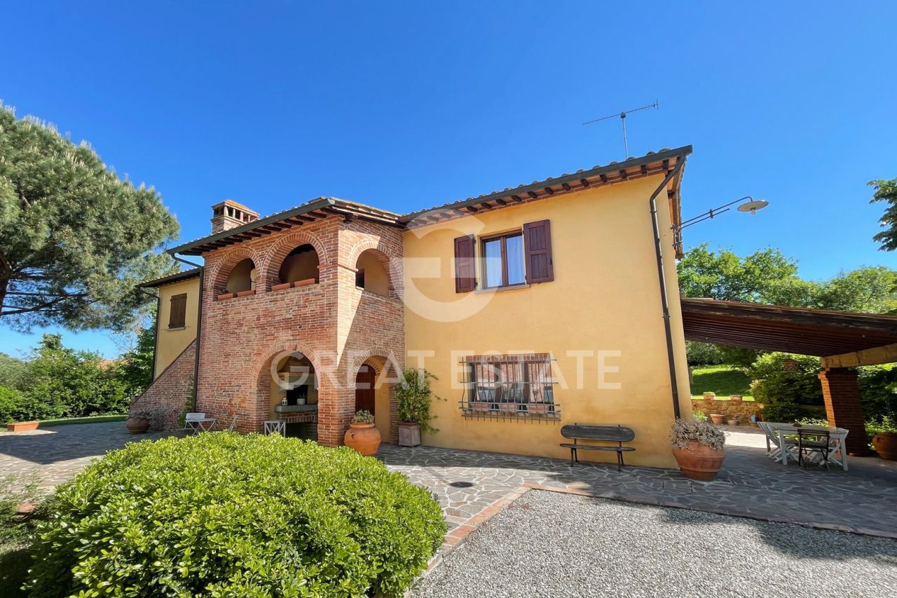 Дом в Фояно-делла-Кьяне, Италия, 318.3 м² - фото 1